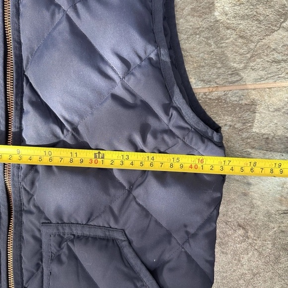 J. Crew Navy Blue Quilted Down Puffer Vest Women’s Sz XXS Full Zip EUC Excursion - Picture 7 of 8